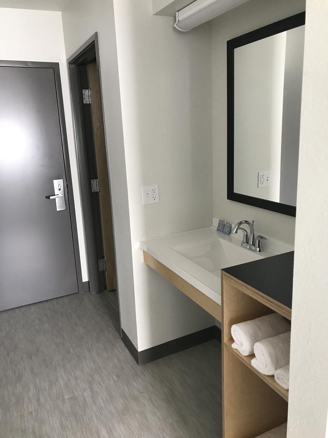 The Nest Hotel Rapid City Extérieur photo